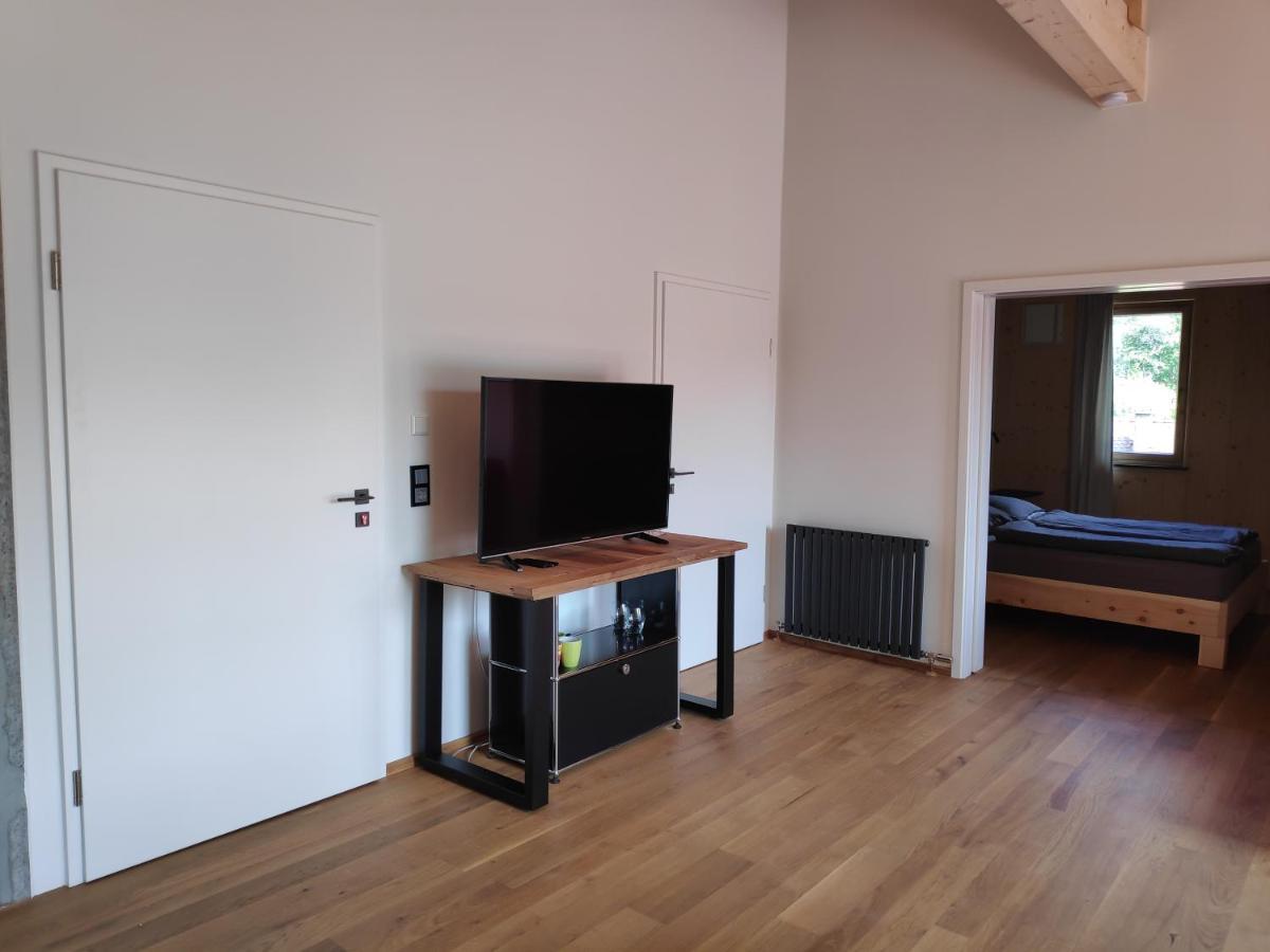 Ferienwohnungen Und Zimmer In Reutlingen-Goenningen מראה חיצוני תמונה