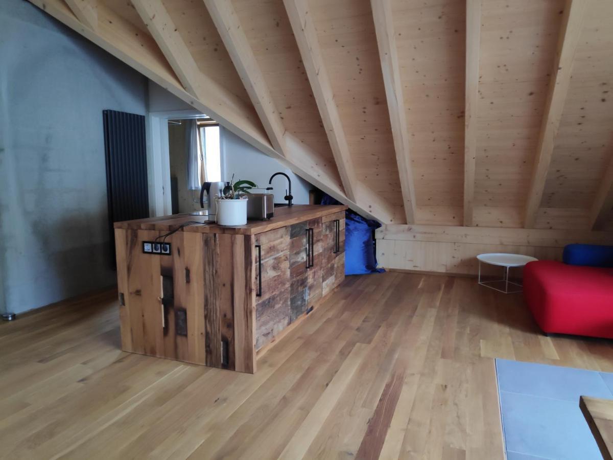 Ferienwohnungen Und Zimmer In Reutlingen-Goenningen מראה חיצוני תמונה